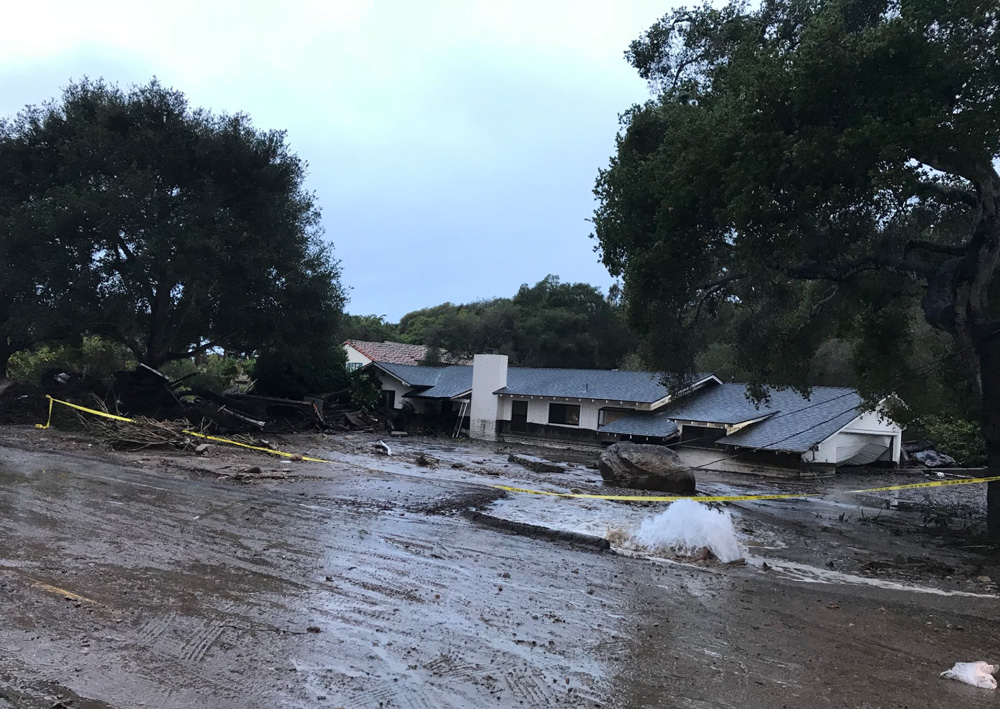 <div class='meta'><div class='origin-logo' data-origin='none'></div><span class='caption-text' data-credit='Benjamin Hyatt/Twitter'>Heavy rainfall in areas affected by the Thomas Fire have caused flooding and mudflows in Montecito.</span></div>