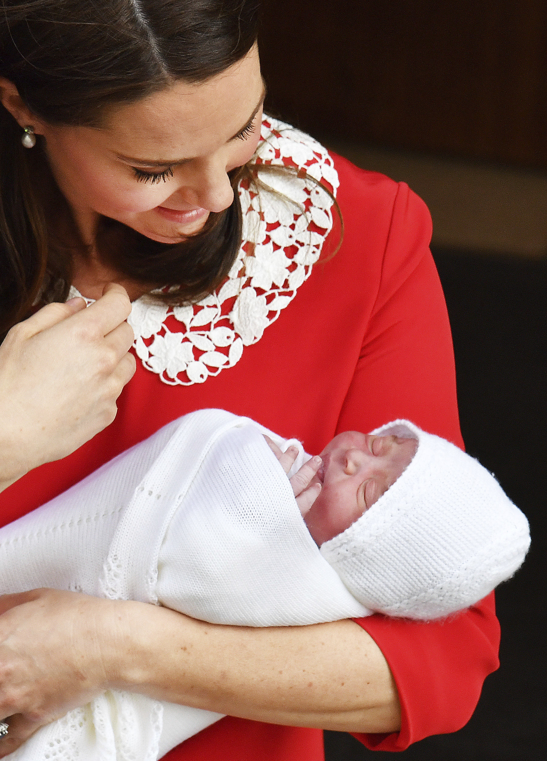 Kate Middleton gives birth to royal baby No. 3; name yet ...