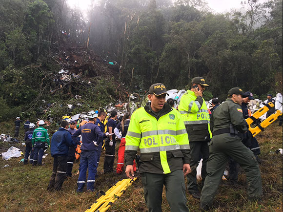 Brazilian Soccer Teams Plane Crashes In Colombia 71 Dead