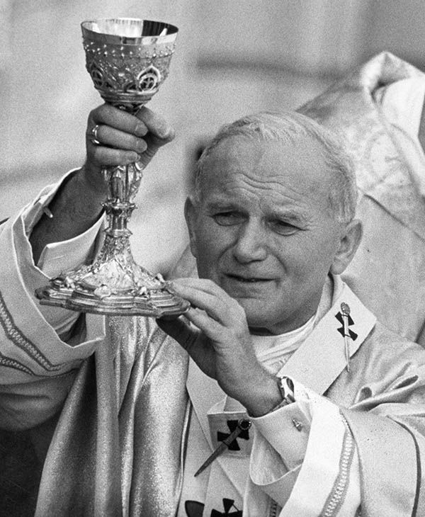 Robin Williams' wife reveals actor was suffering from Parkinson's