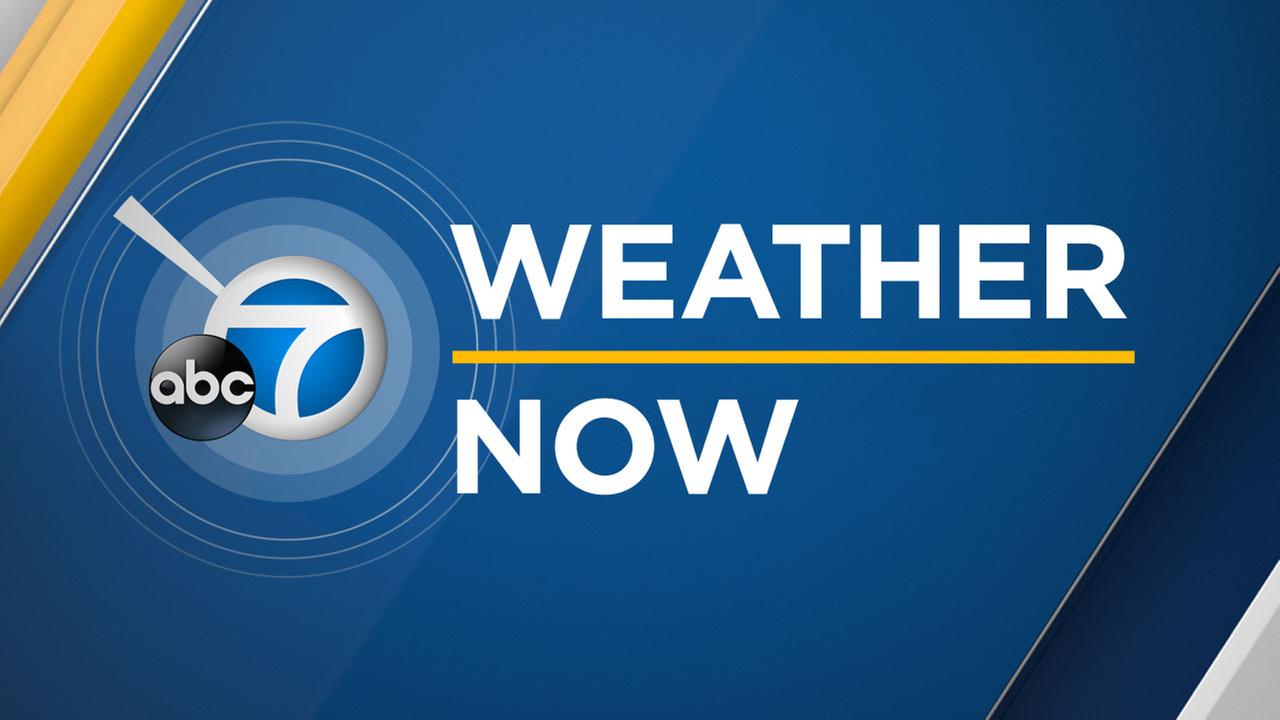 Light showers linger as more rain approaches SoCal - KABC-TV