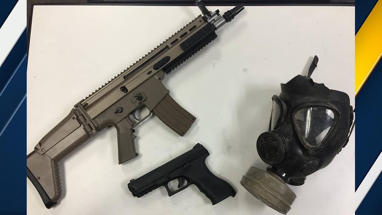 Film students cause 101 Fwy shut down with fake guns, LASD says