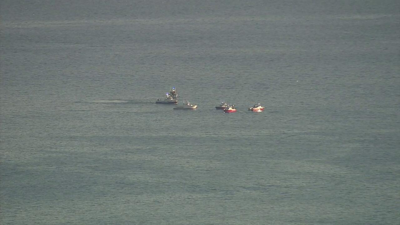 Search continues for 3 people after planes collide near San Pedro