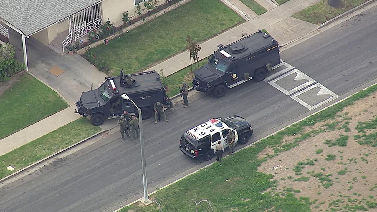 Armed Suspect Who Barricaded Self In East La Home Dies In Deputy