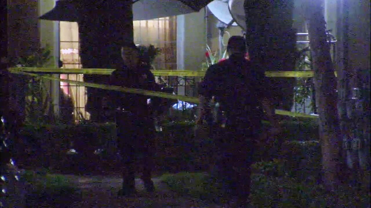 Burglary suspect shot by police in Boyle Heights apartment - KABC-TV