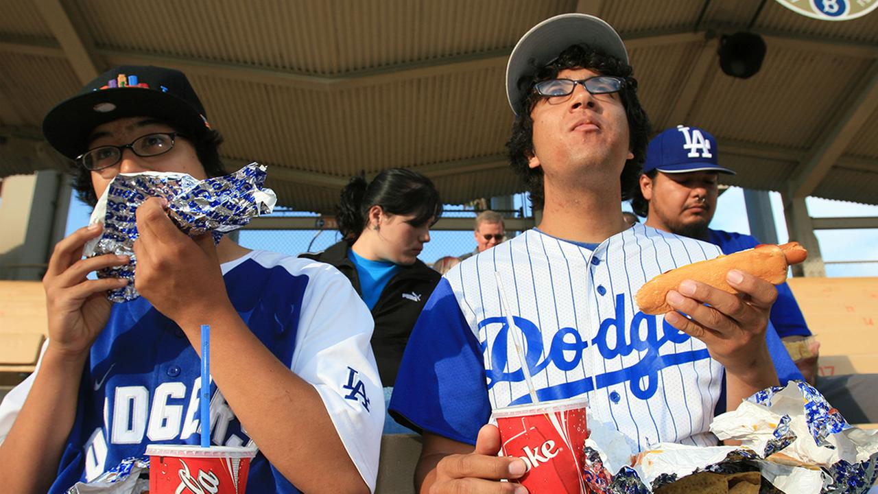 ampm-now-selling-dodger-dogs-in-los-angeles-area-convenience-stores