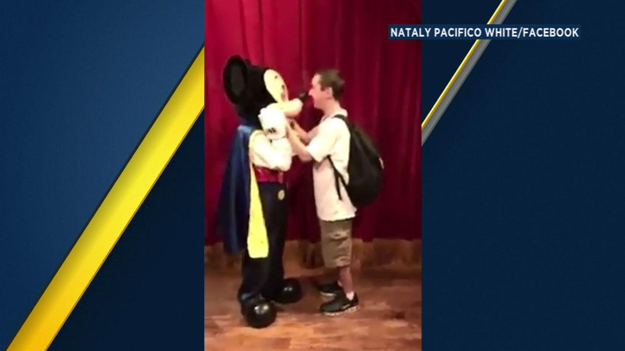 Blind Brazilian man has touching moment meeting Mickey Mouse at Walt Disney World