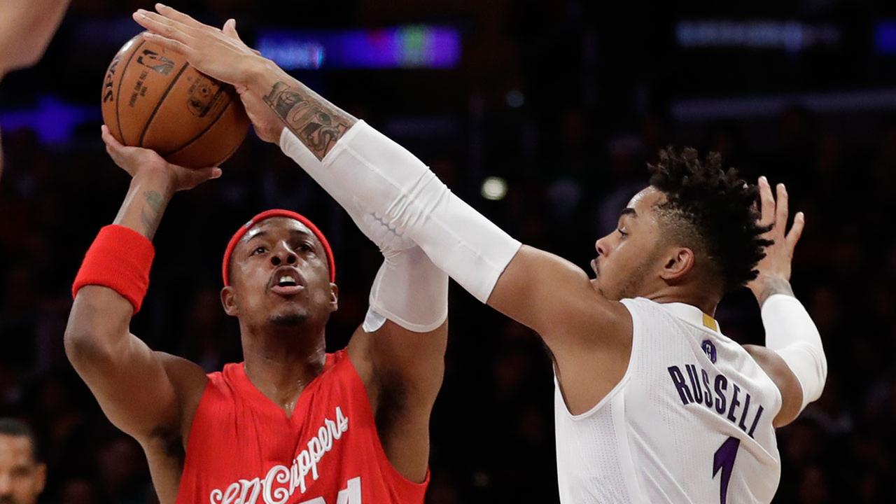 Resultado de imagen para lakers beat clippers in christmas