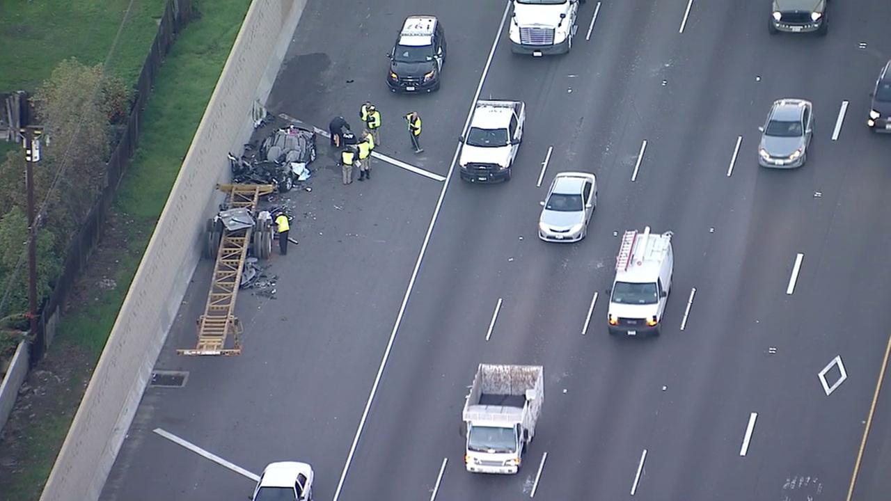 Car crashes into back of semitruck on EB 10 Fwy in Claremont; 2 killed