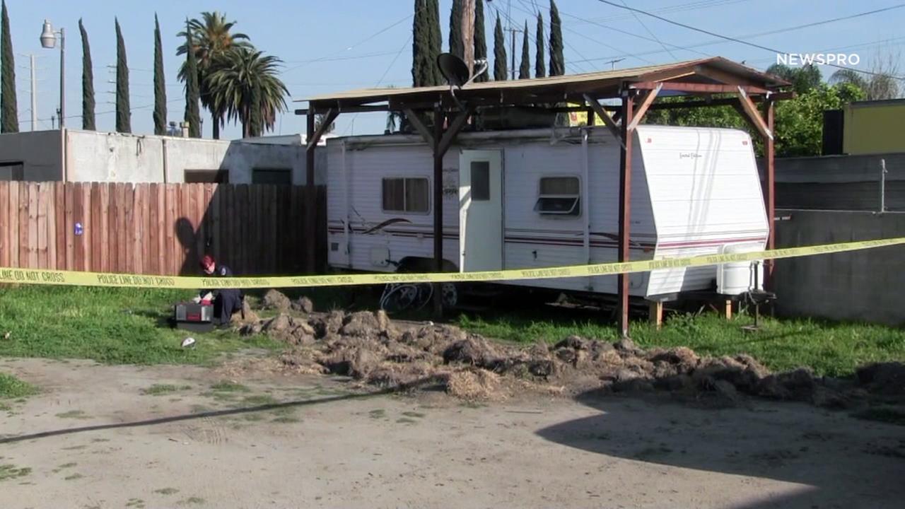 Man stabs girlfriend to death in San Bernardino, police say | abc7.com - KABC-TV