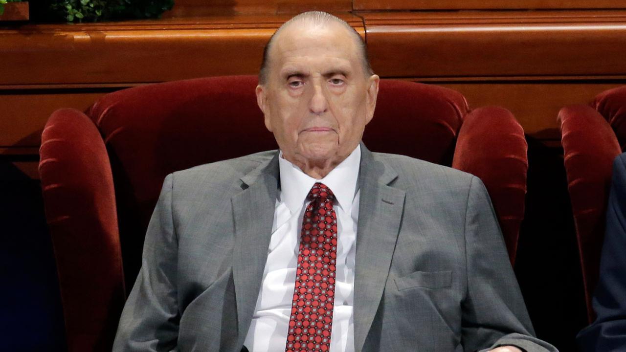 Mormon Church leader Thomas Monson dies aged 90 Mormon Church leader Thomas Monson dies aged 90