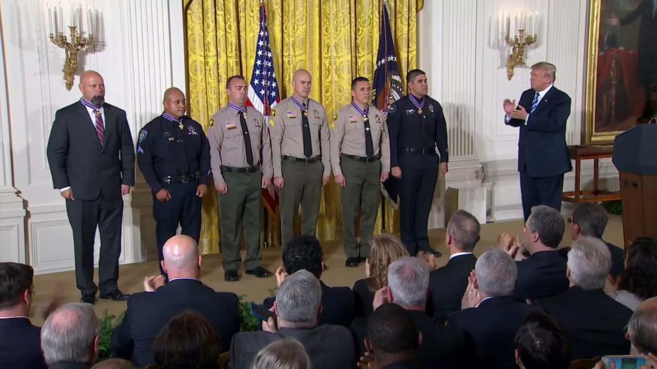 Avery Sheriff's Officer Receives Medal Of Valor