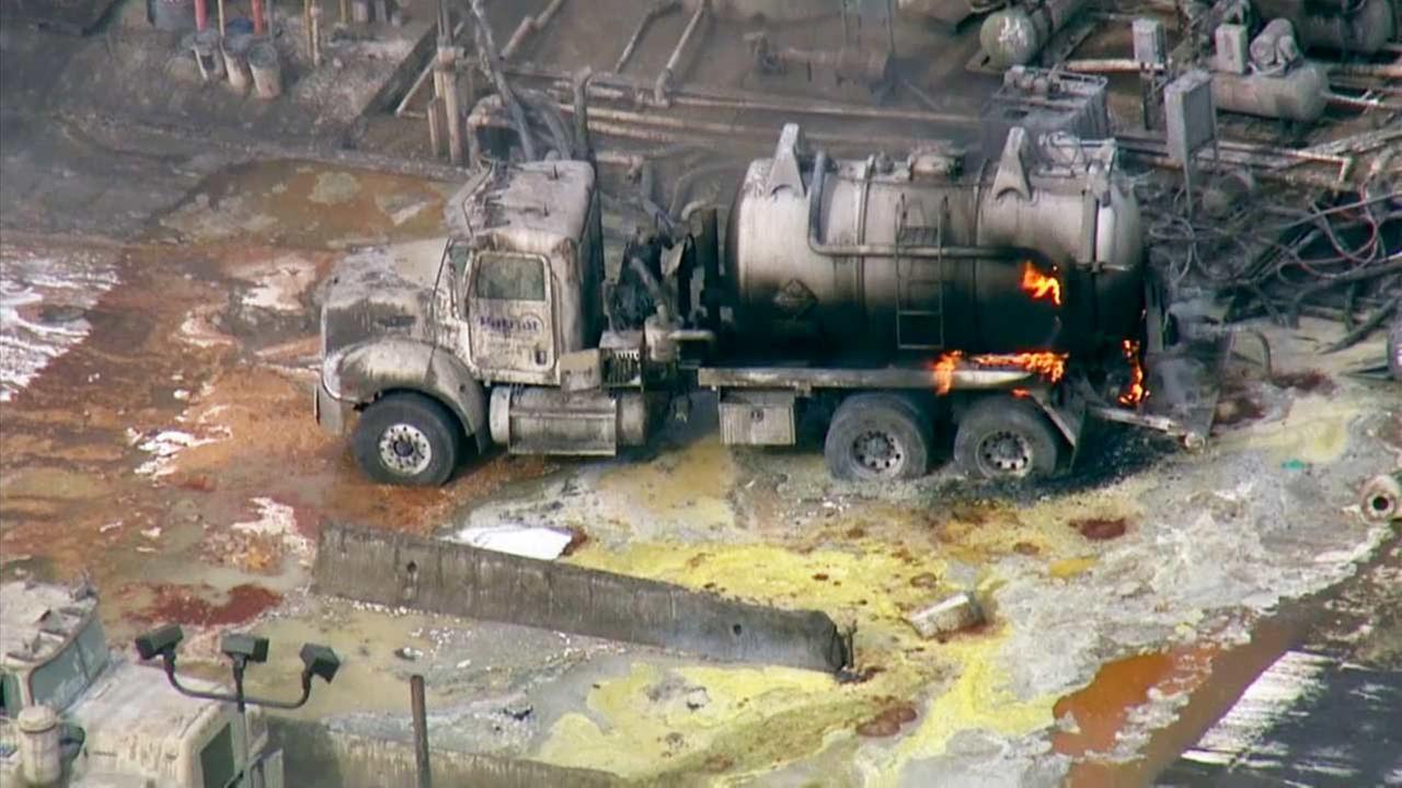 PHOTOS Flames, smoke from Santa Paula vacuum truck explosion KABC7