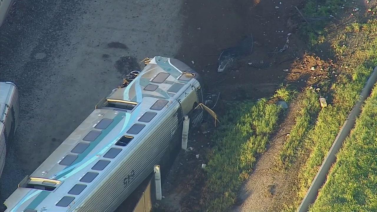 Photos: Metrolink Commuter Train Derails In Oxnard 