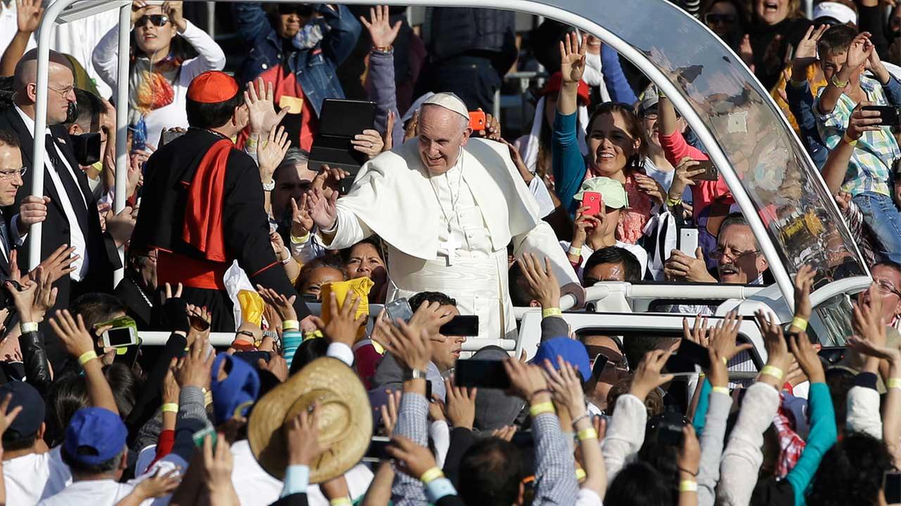 Pope to bring message of hope to gritty Mexico City suburb
