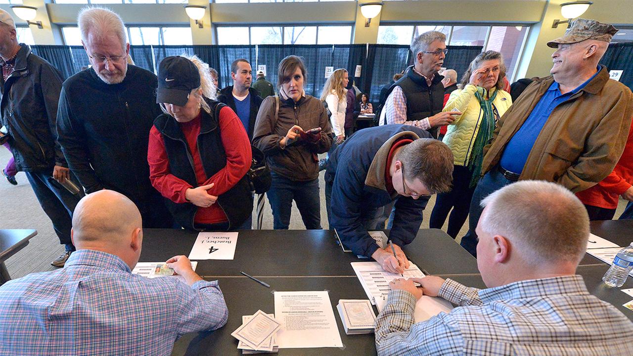Bernie Sanders wins Kansas Democratic caucuses