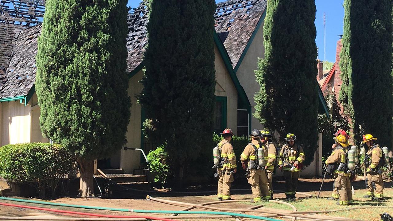 1 killed in Fresno house fire