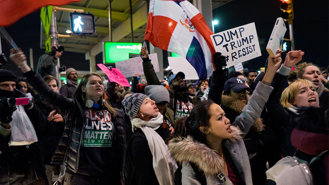 US judge bars deportations under Trump travel ban