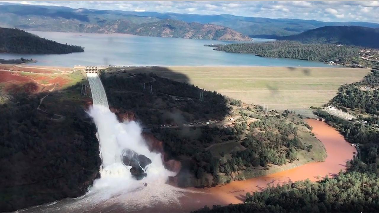 At least 188,000 people ordered to evacuate over Oroville Dam concerns
