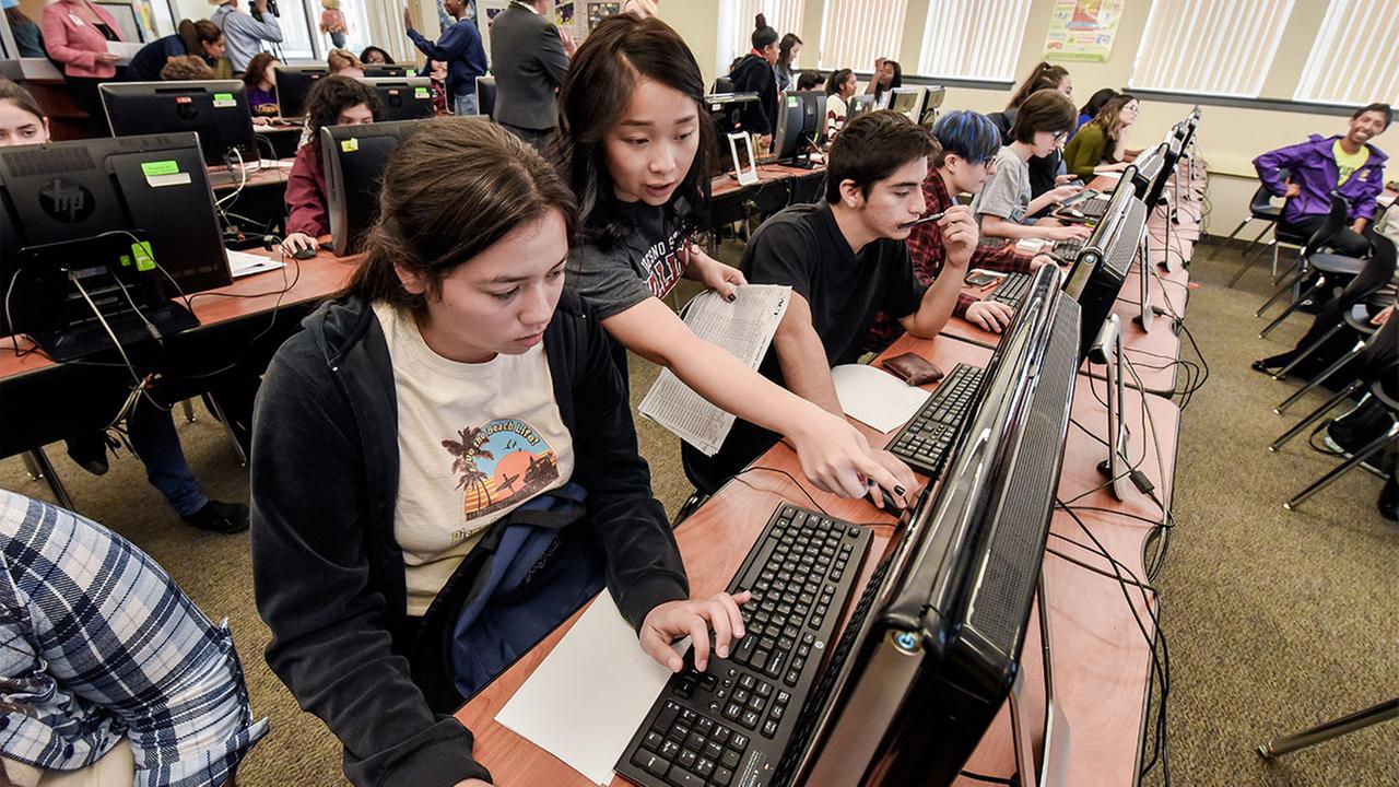 Fresno Unified College Applications Up at CSU and UC