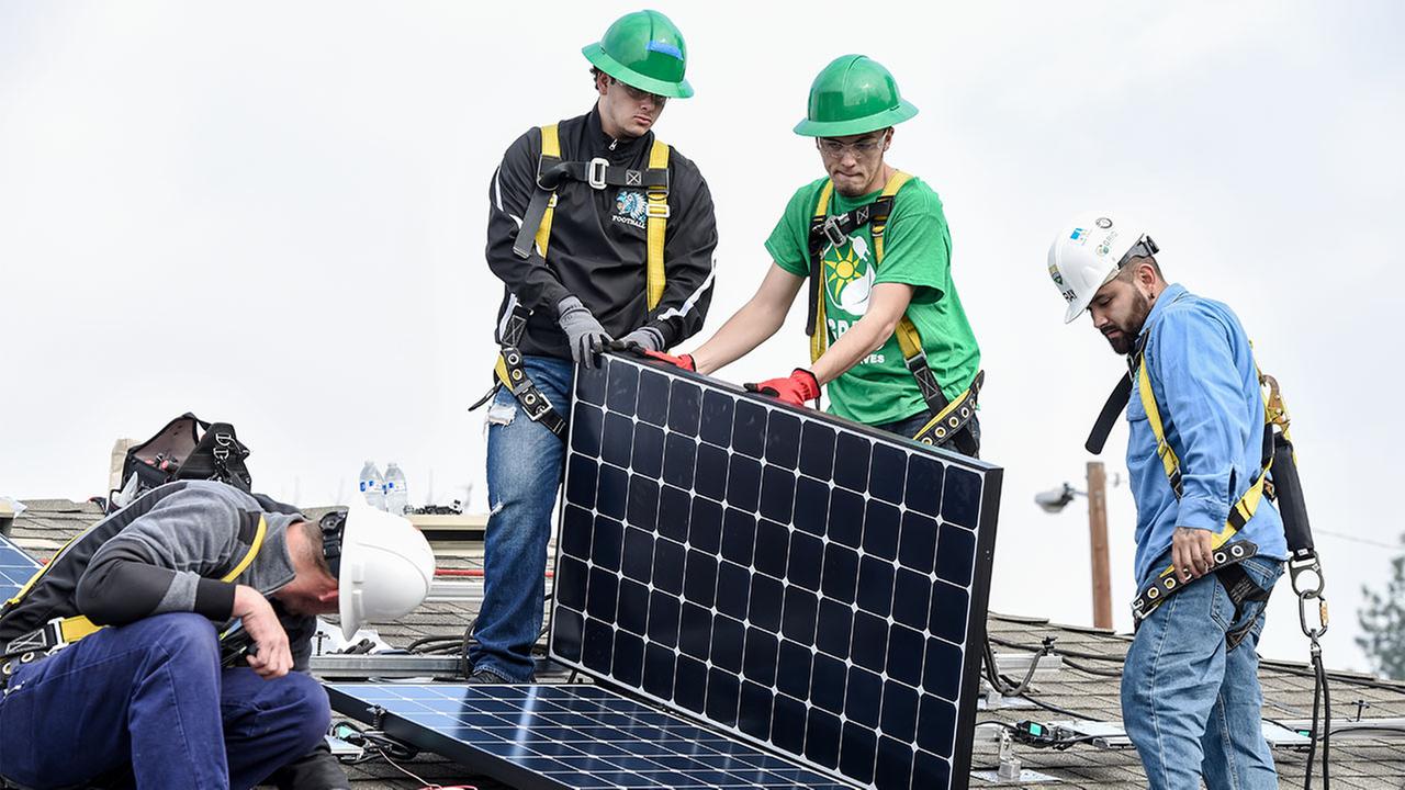 District Expands Opportunity for High School Students to Earn College Credit