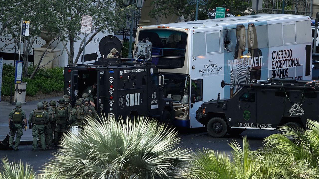 Vegas Strip reopens after gunman surrender, fatal shooting