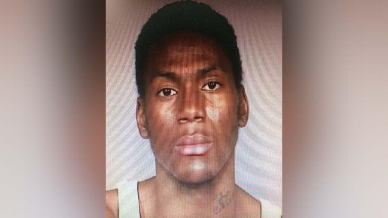Homicide suspect escapes Fresno Police custody