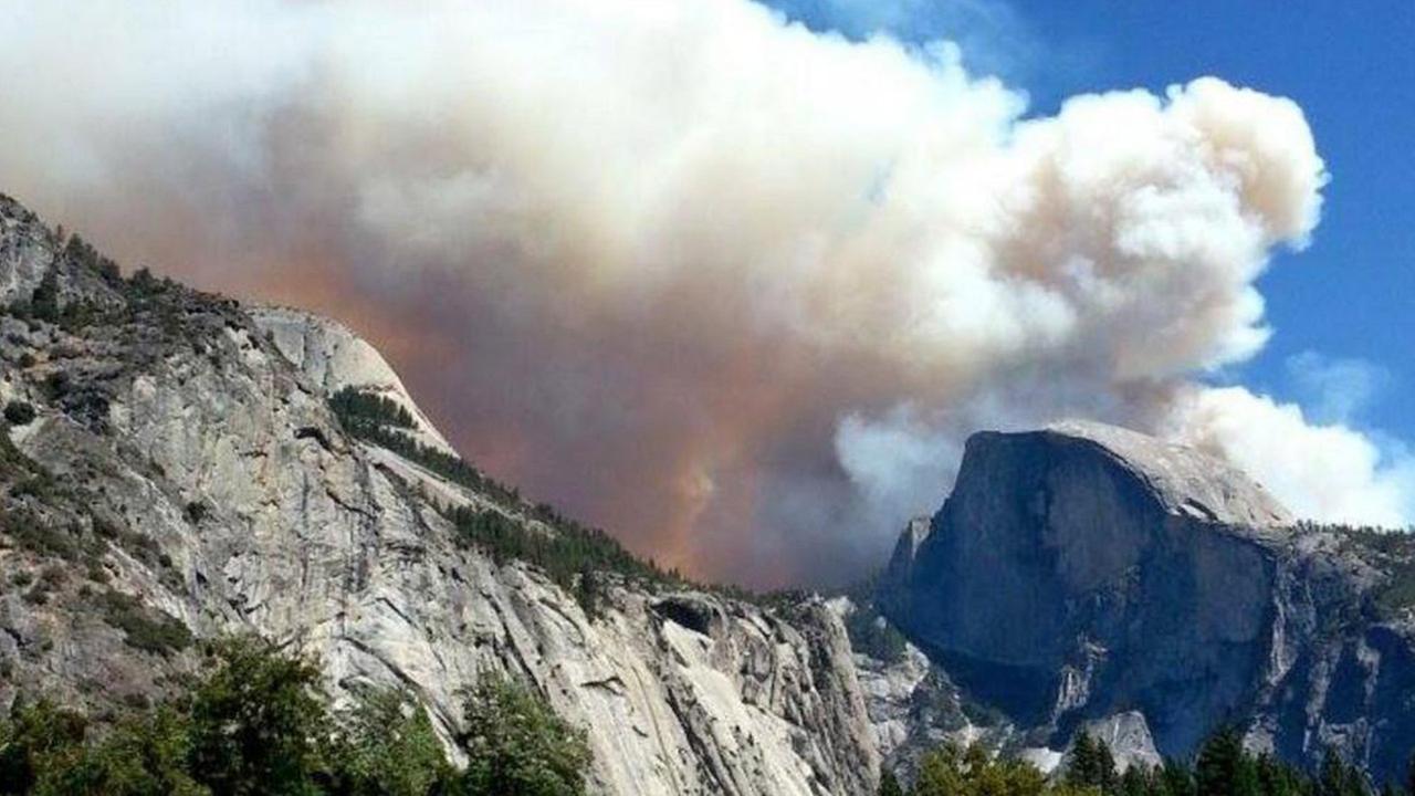 Yosemite National Park wildfire prompts evacuations