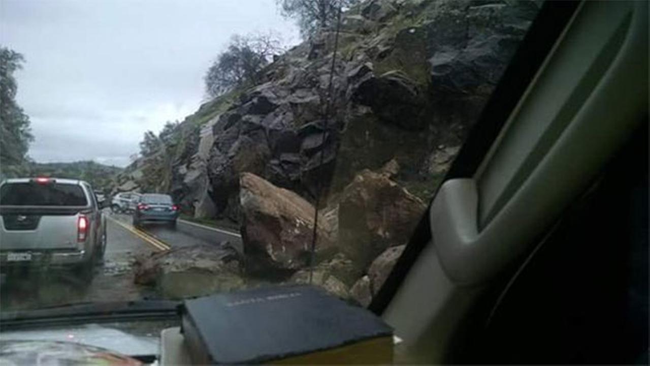 HWY 41 closed near Road 406 due to rockslide