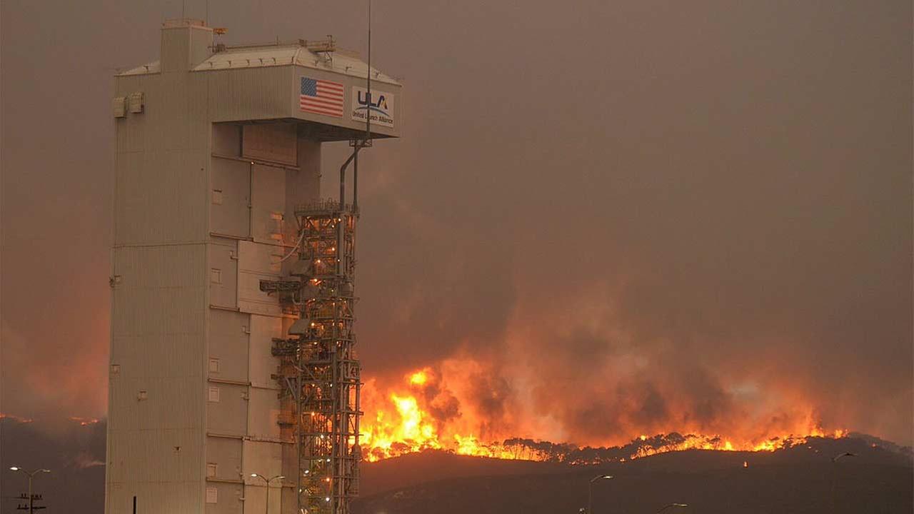 Smoke floods the Valley from Central Coast fire