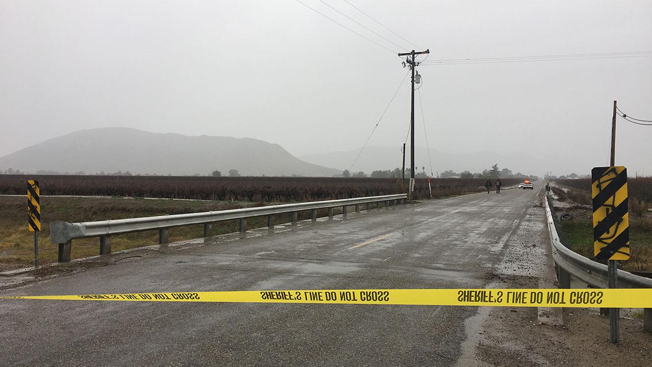 Body found in a field northeast of Reedley