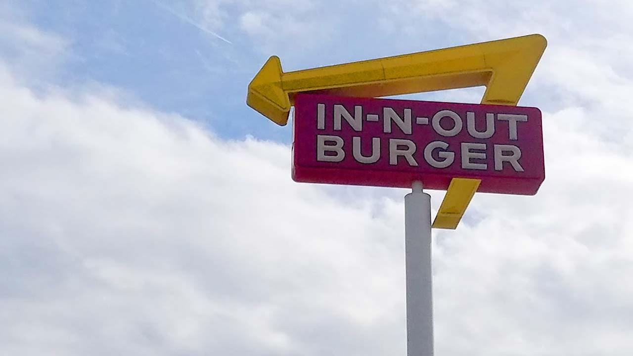 EDITORIAL: 8 Ways In-N-Out bests Whataburger