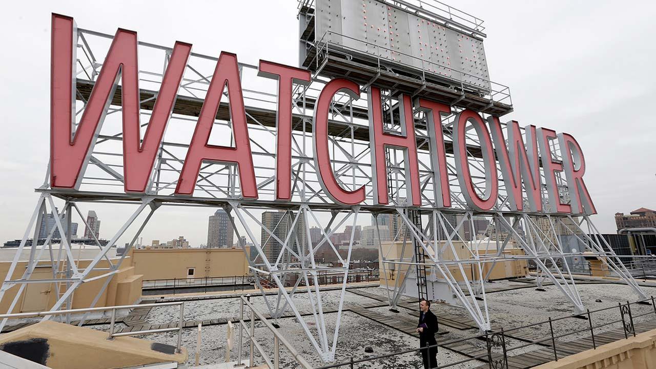 Supreme Court bans Jehovah's Witnesses in Russia