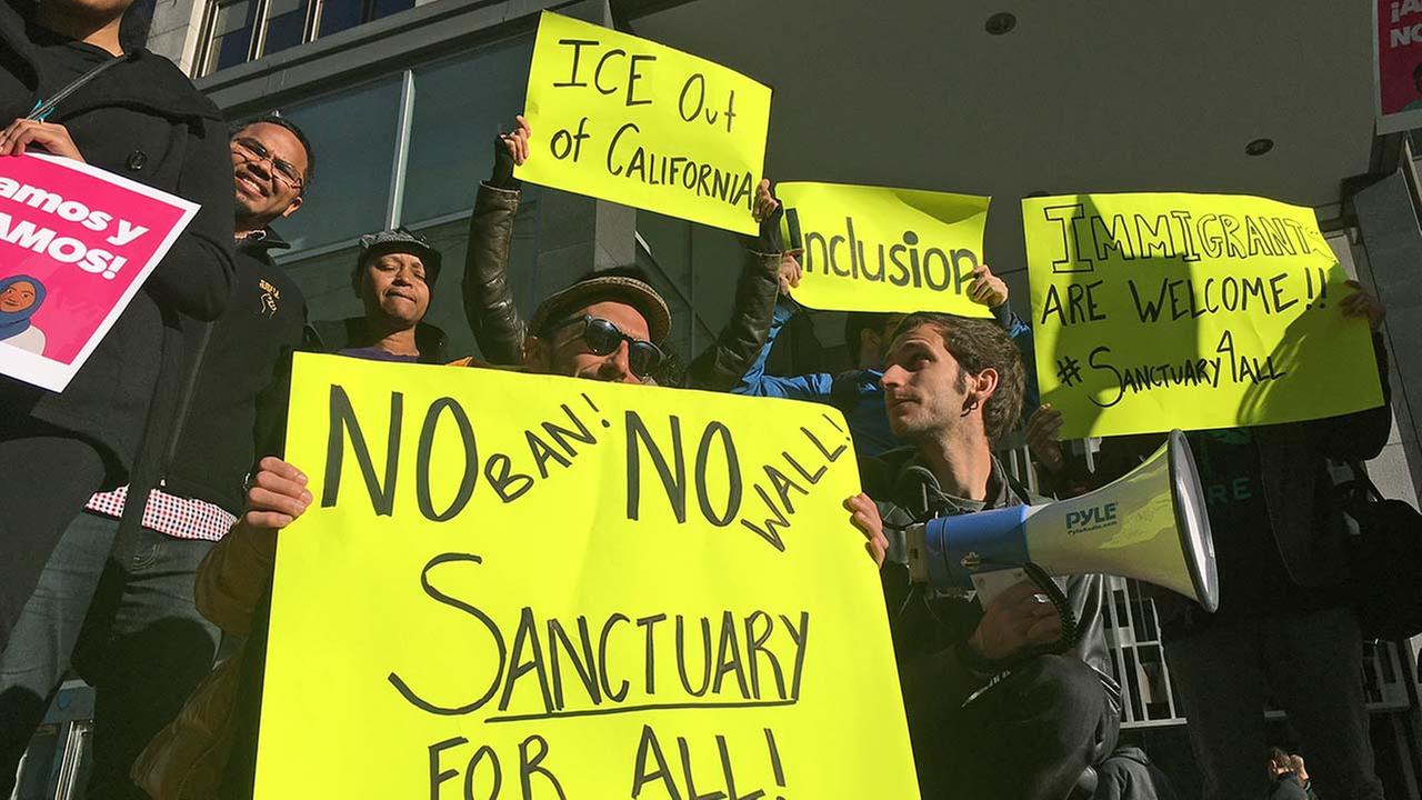 California judge blocks President Trump order on sanctuary city