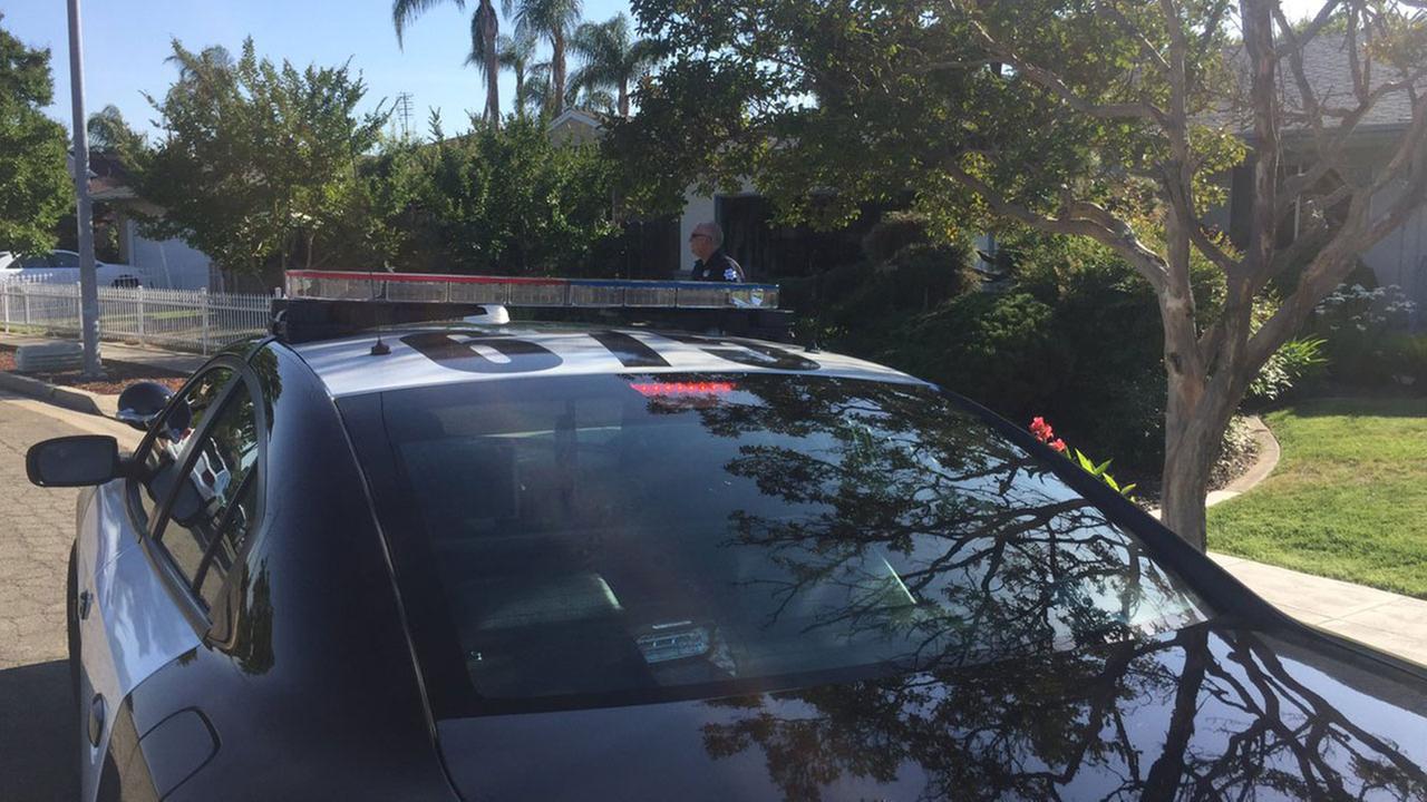 Man found dead in pool in Northeast Fresno