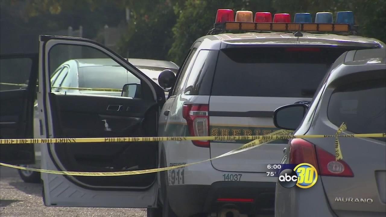 3 shot, 1 killed in Orosi home invasion attempt
