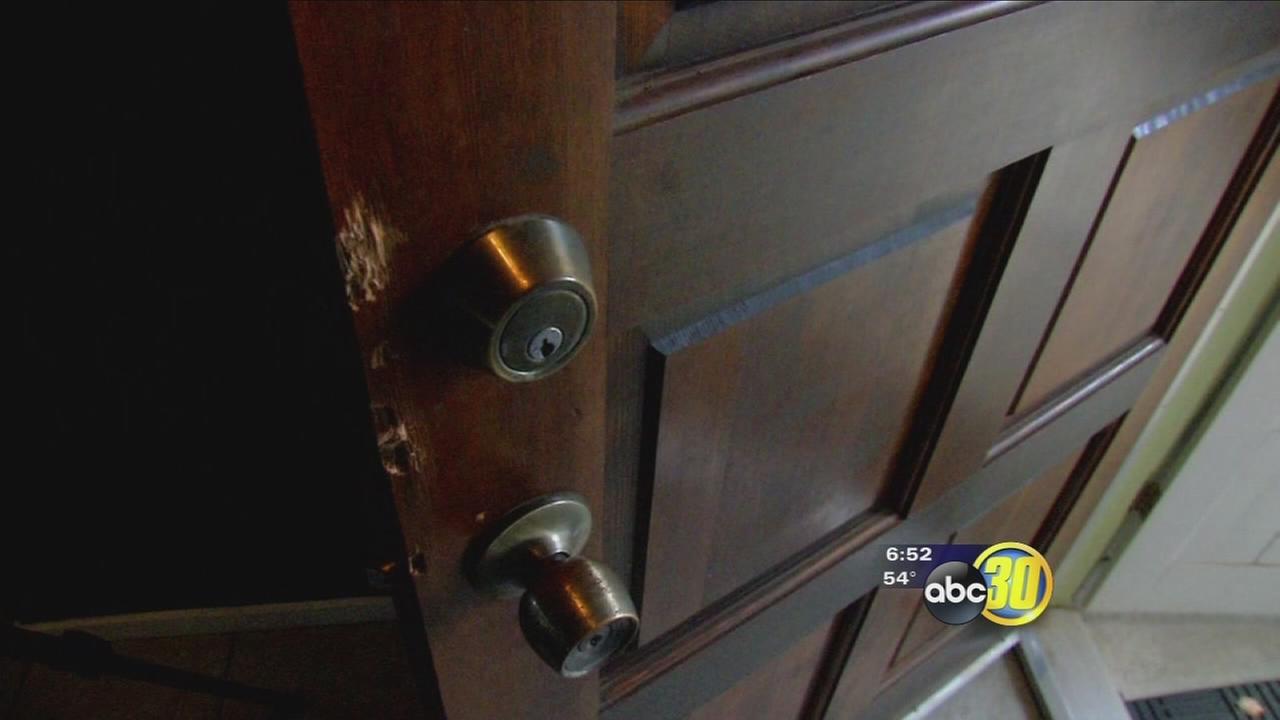 Hanford man in the right place at the right time and catches burglary suspects in the act