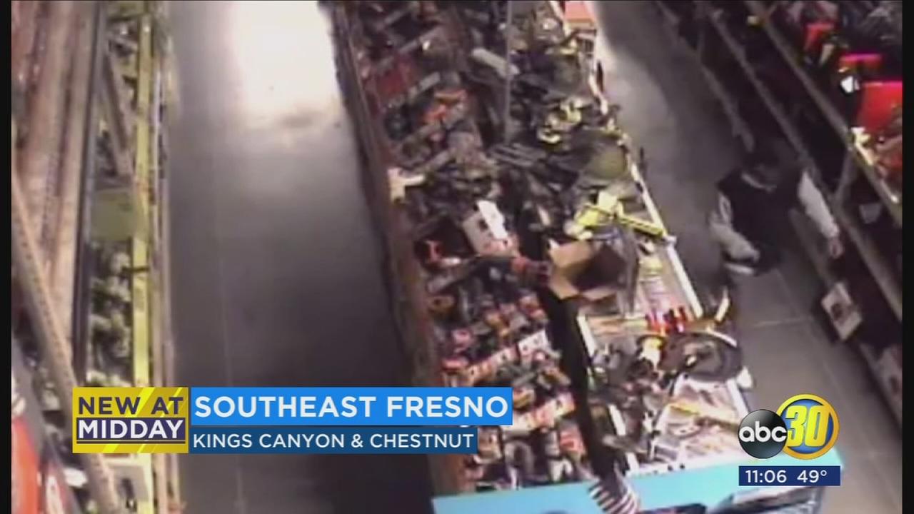 Fresno Police looking for suspects in 2 separate burglaries