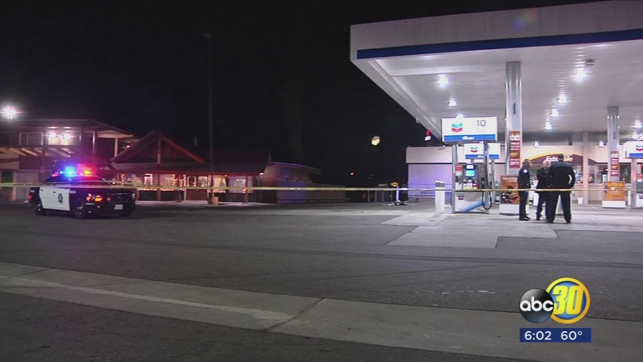 Police search for suspect who stabs man at Central Fresno gas station