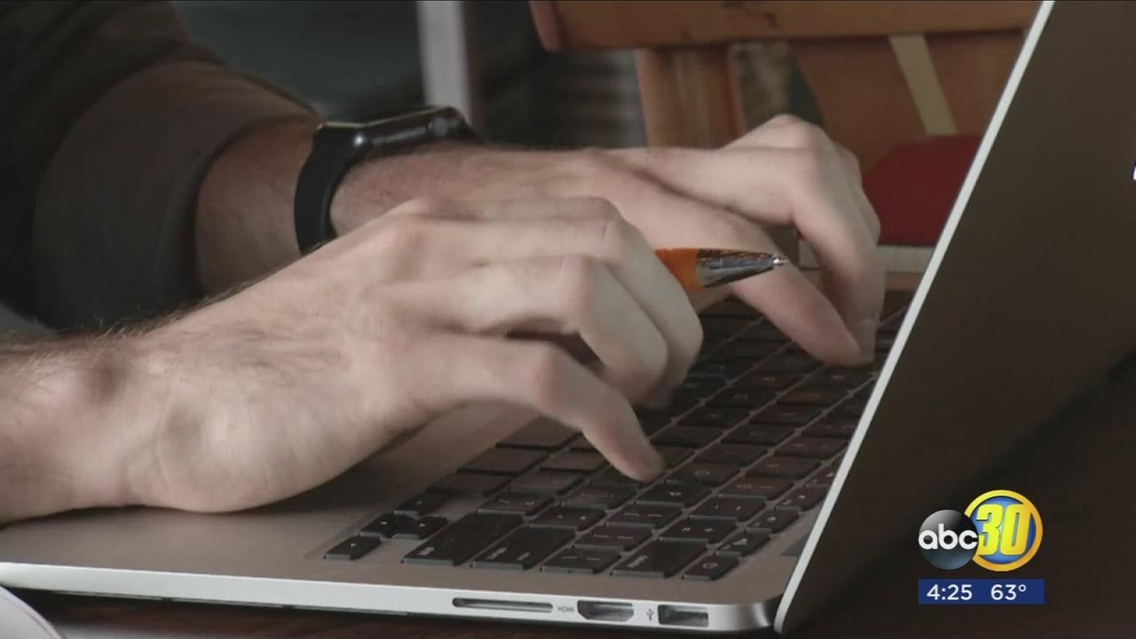 Hackers could impersonate AT&T Wi-Fi to attack your phone