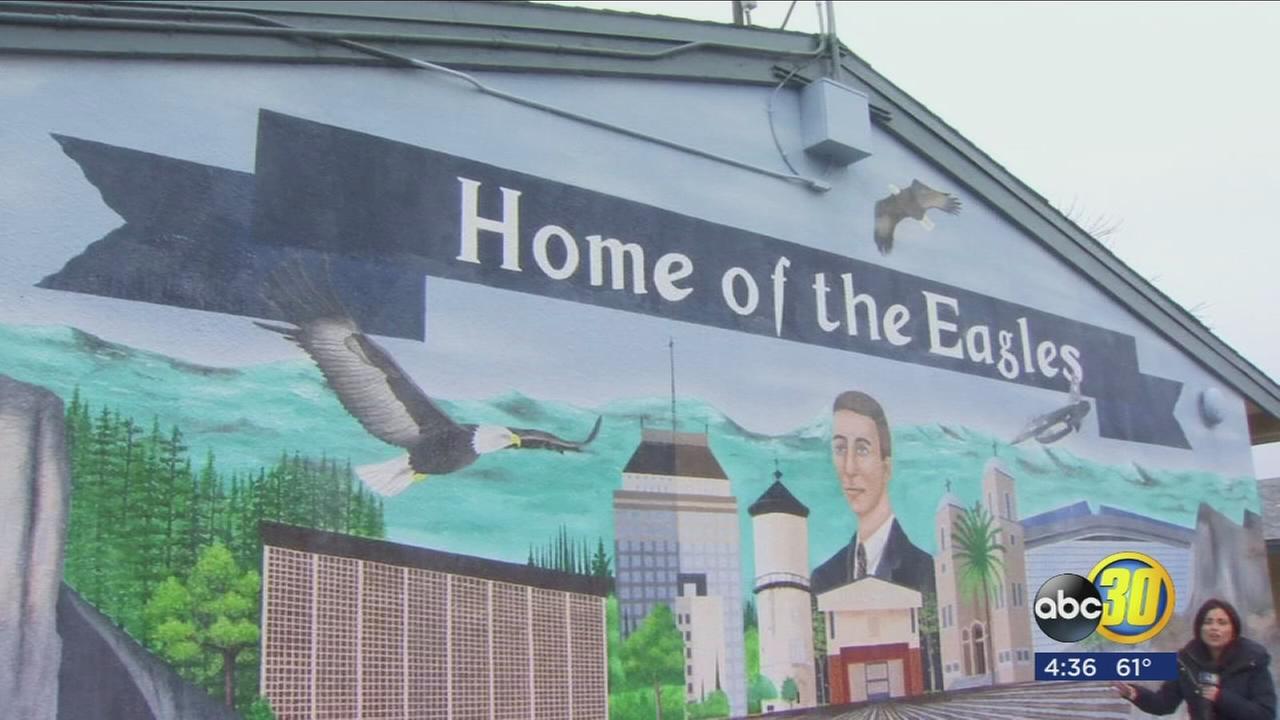 010818-kfsn-4pm-ewing-mural-dedication-vid_1