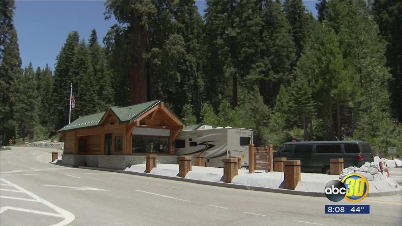 Handful of local businesses, national parks open despite Government shutdown