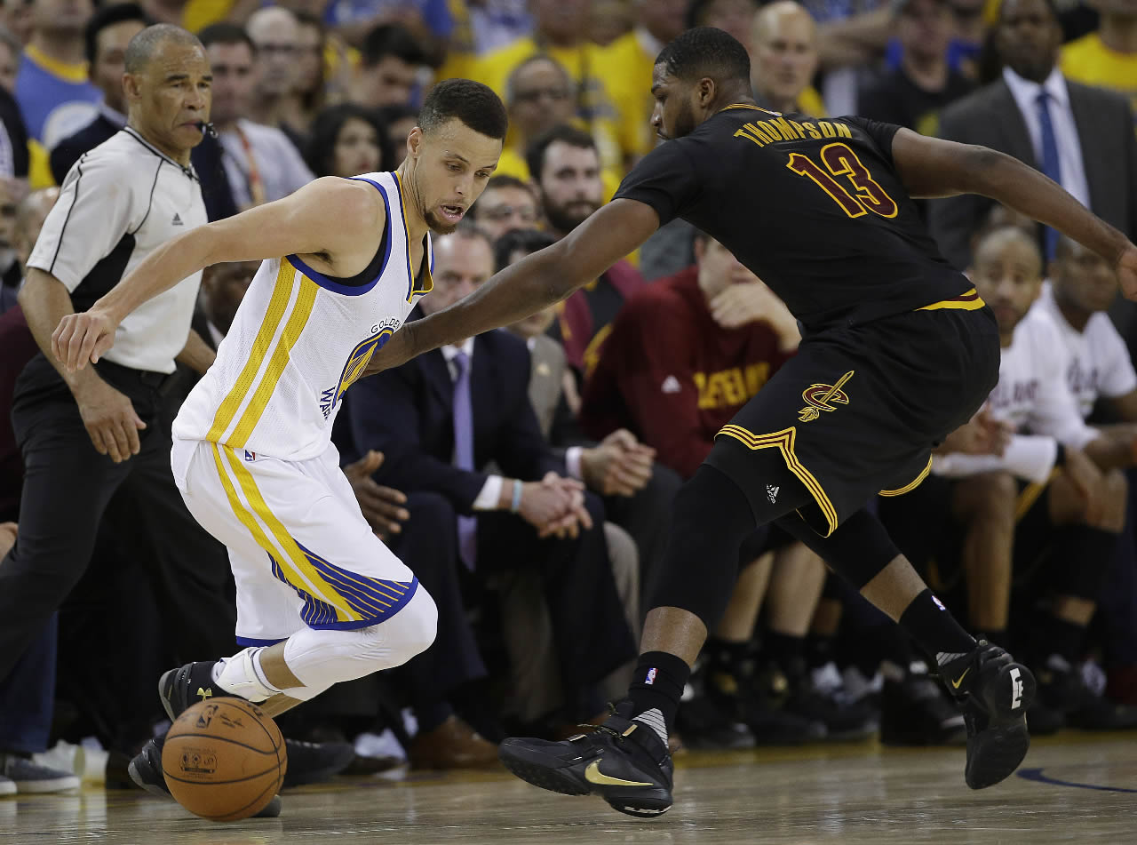 PHOTOS Golden State Warriors, Cleveland Cavs face off in epic NBA