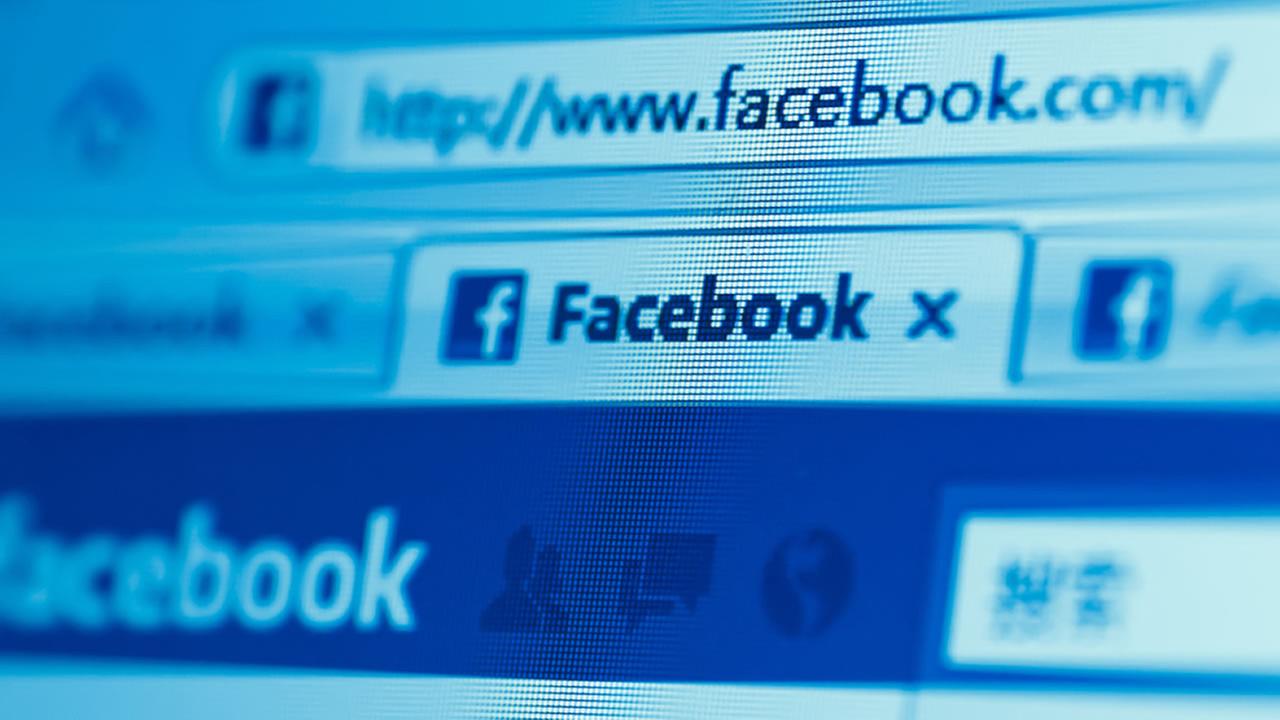 Supreme Court weighs law banning sex offenders from Facebook