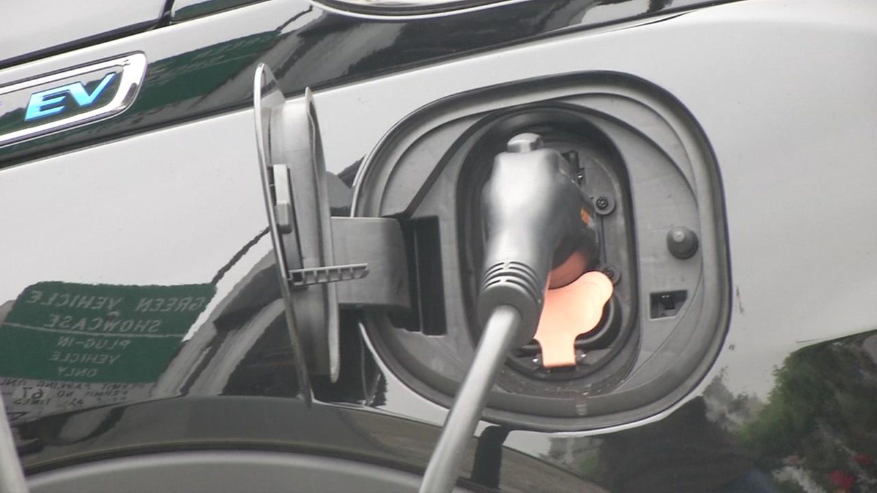 New California Gas Tax to Go Into Effect on November 1 New California Gas Tax to Go Into Effect on November 1