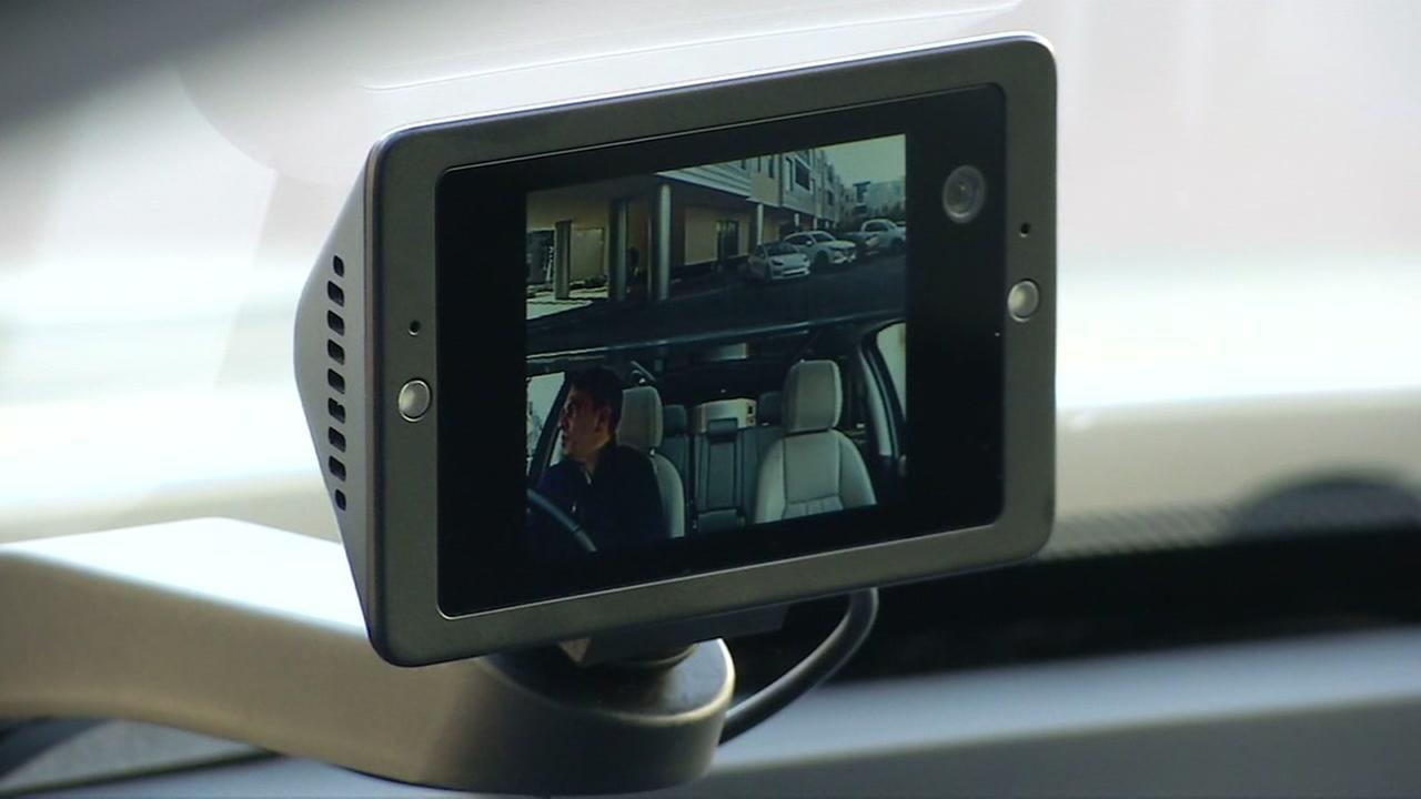 Startup 'Owl' launches wireless security camera for your car