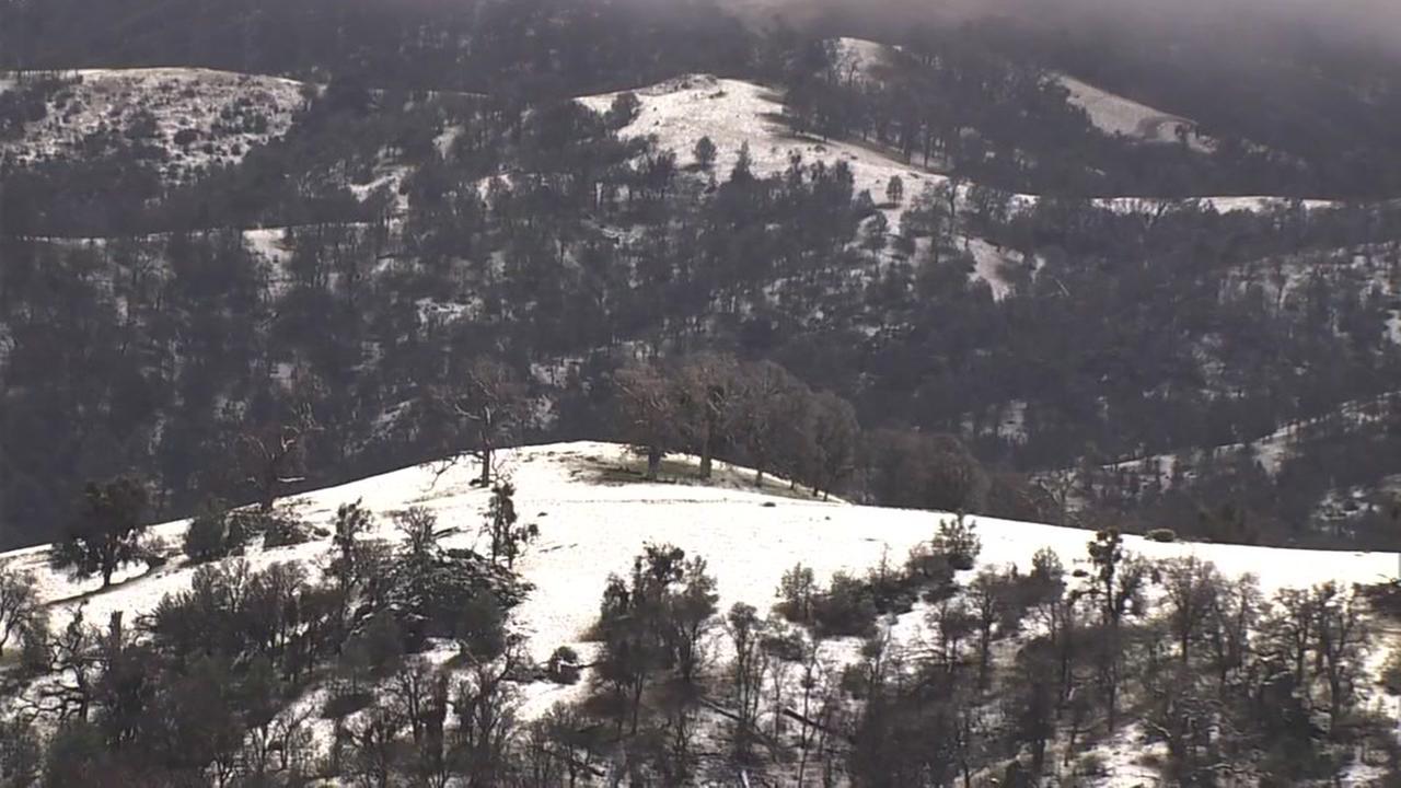 VIDEO Snow storm brings winter wonderland to Mount Hamilton