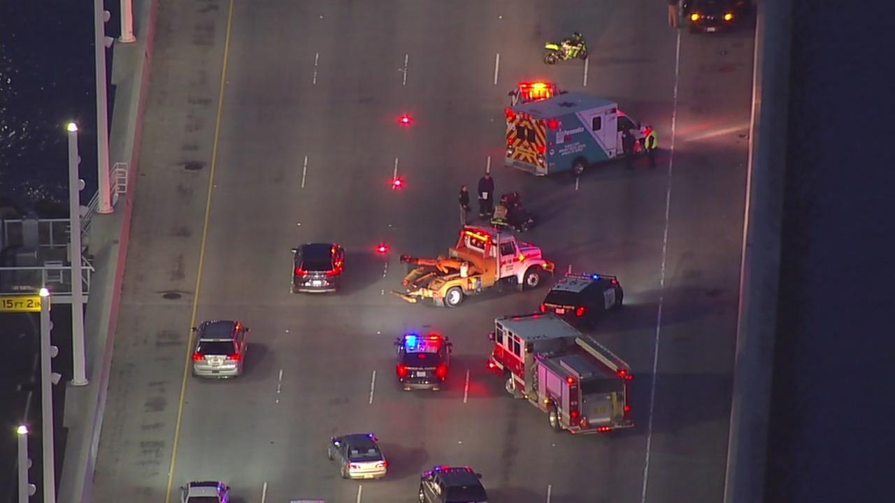 Motorcycle accident cleared from WB lanes of Bay Bridge