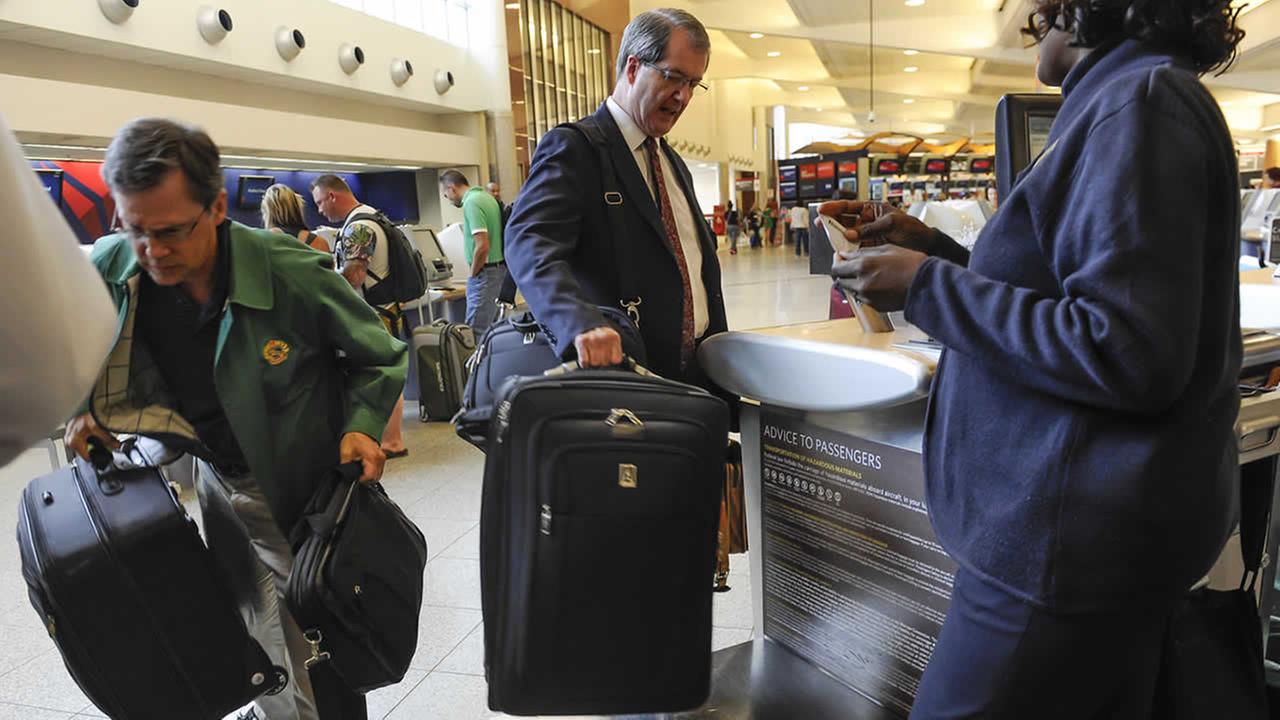 TNT wedding favors caused evacuation at Denver airport