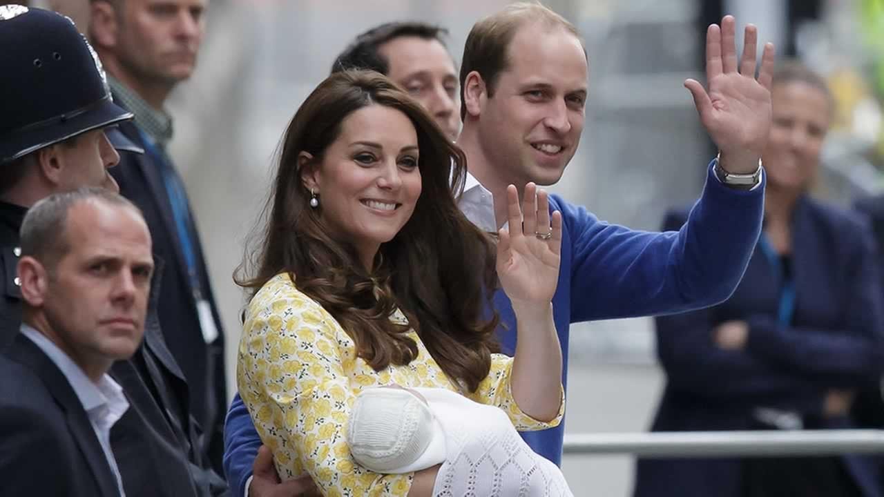 Znalezione obrazy dla zapytania duchess kate birth